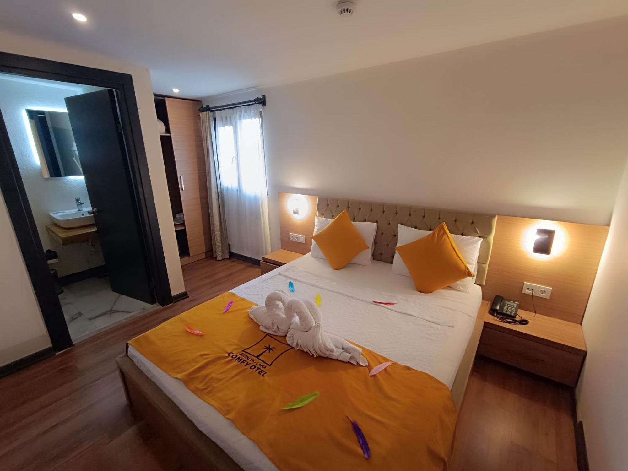 Comfy Otel Antalya Lara Exterior photo