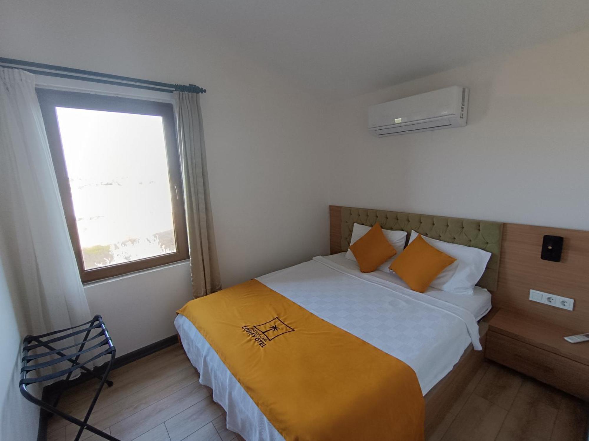 Comfy Otel Antalya Lara Exterior photo